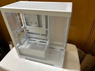 3500x White PC case Used