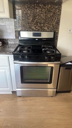 Whirlpool 4 Burner Gas Stove/Oven