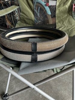Steering wheel cover