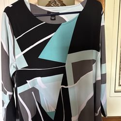 Alfani women’s geometric top.