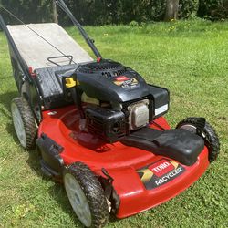Toro Recycler Self Propelled Lawn Mower