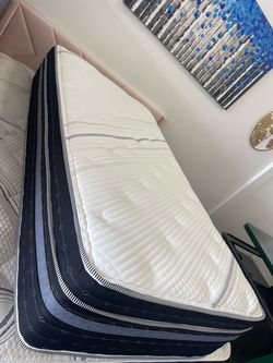 Twin mattress