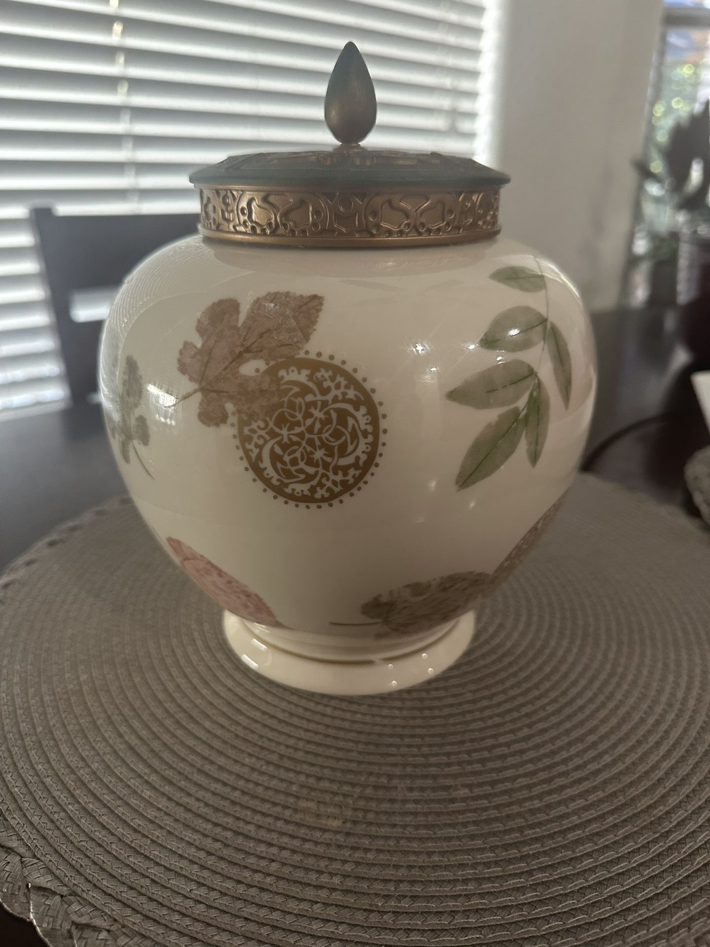 Vintage Lenox Nature’s Impressions Burnished Leaf Ginger Jar