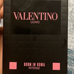 Valentino UOMO EAU DE PARFUM INTENSE 