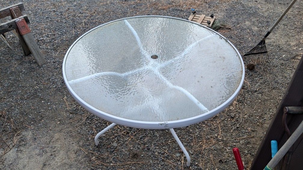 Outdoor Patio Table