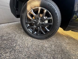 2026 Toyota tundra platinum 20 inch wheels tires