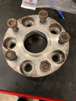 Jeep 5x5 1 1/4 hub centric.