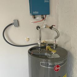 Water heater tank and tankless