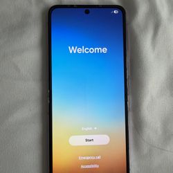 Samsung Galaxy Z Flip 5 – 256GB – Like New / Factory Reset 