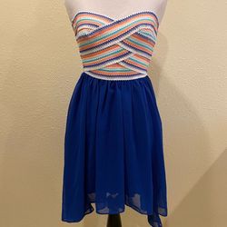 Junior dress size XS