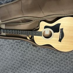Taylor Guitar 114ce