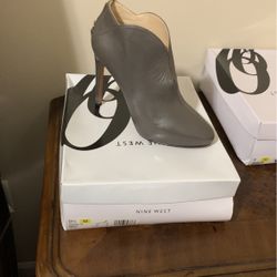 Nine Wear Boots Size 9 1/2