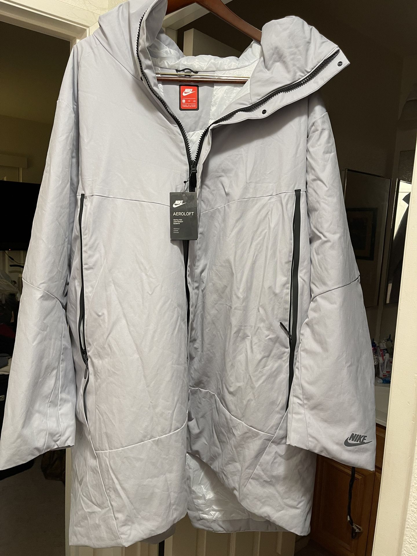 New Nike Aeroloft Hoodie Jacket With Tag