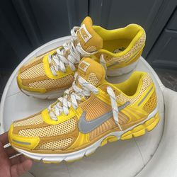 Yellow Vomero Nikes 