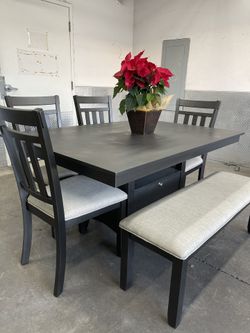 Dining Table Set  Fully Refinished