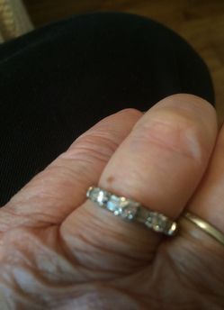 Diamond wedding ring Thumbnail