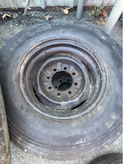 16” 4 wheels 8 lug 1998 chevy 2500 HD