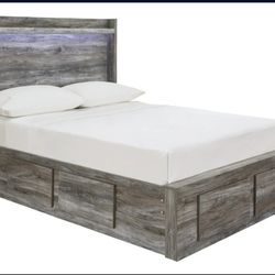  Panel Bed with 6 Storage Drawers