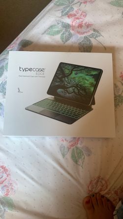 iPad Keyboard Case With Trackpad