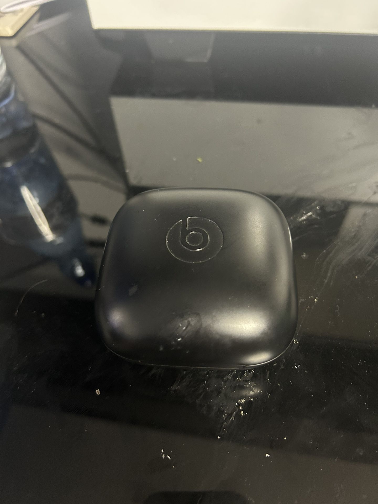 Beats Powerbeats Pro Totally Wireless Earbuds-white