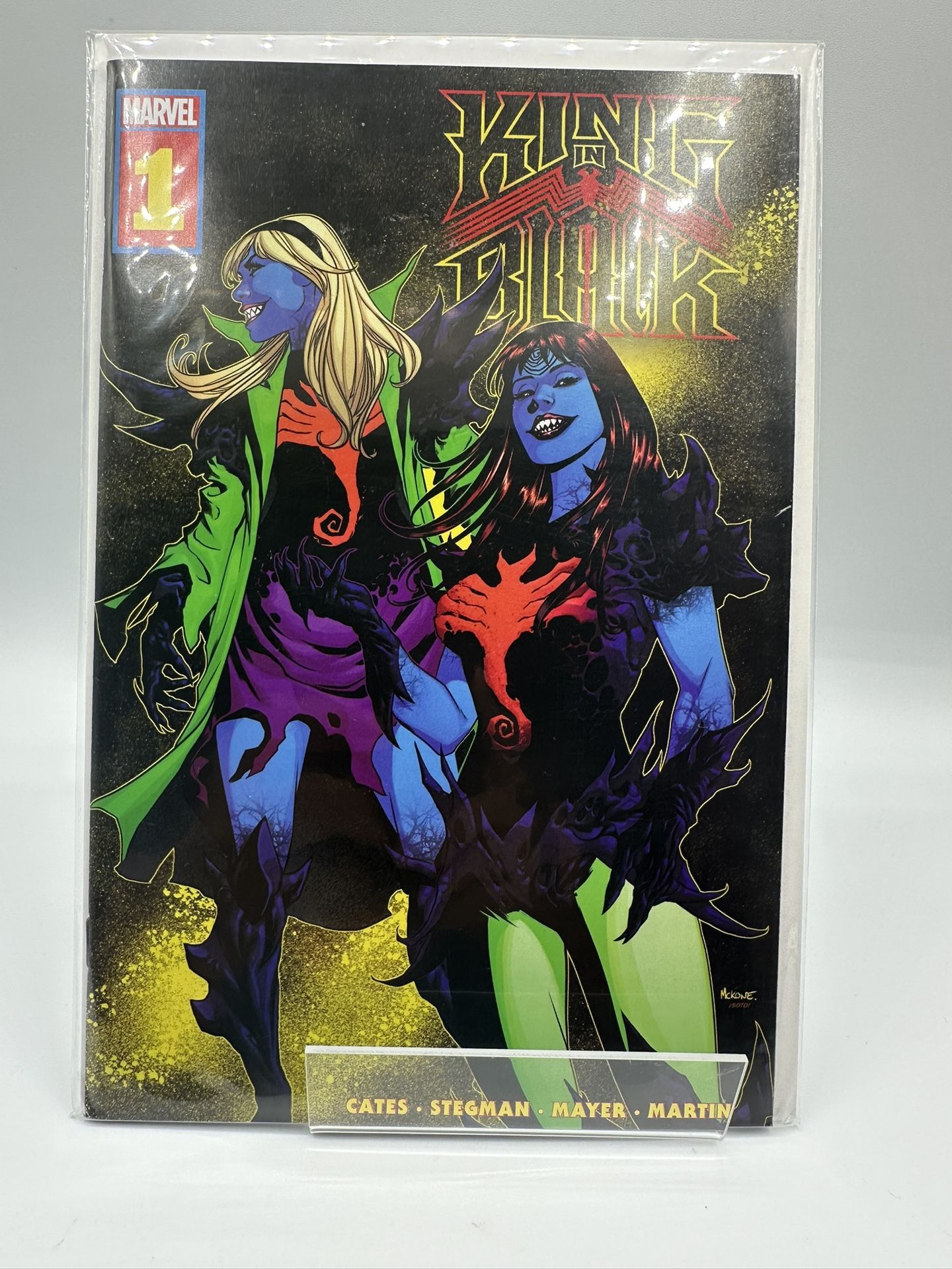 King in Black #1 Variant Edition-Black Light Limited Edition-Mike Mckone...