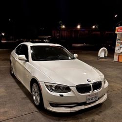 BMW 328i 