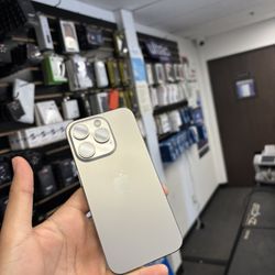 iPhone 15 Pro – Excellent Condition 🔥