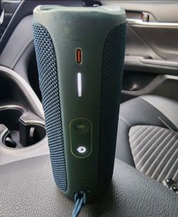 JBL flip 5