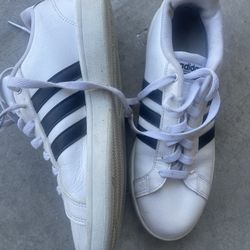 Men’s Adidas size 9