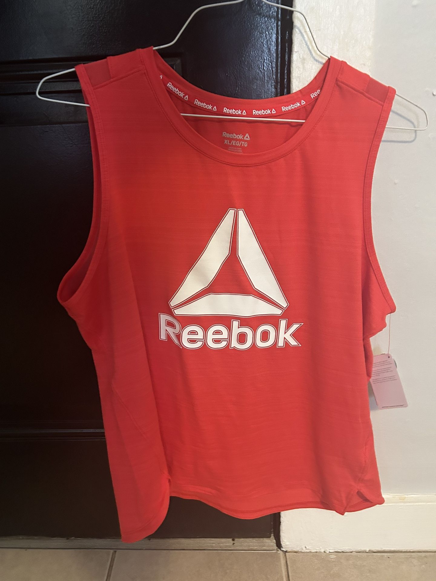 NEW Reebok Tank top 