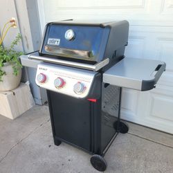 Weber Spirit LP BBQ Grill/ Asador 