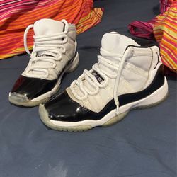 Jordan 11 Concords 7Y 