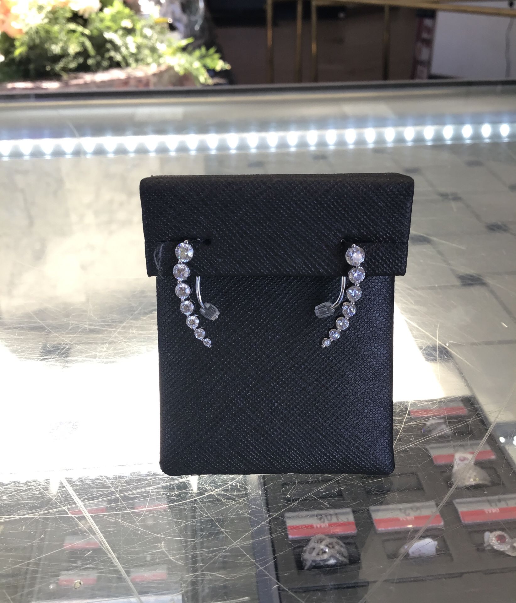 Diamond Earrings 14K