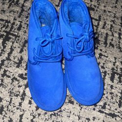 Size 5 Royal Blue Uggs 