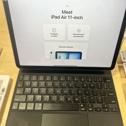 IPAD AIR 11-inch BRAND NEW
