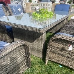 Brand New Patio Table Set 7 Pieces