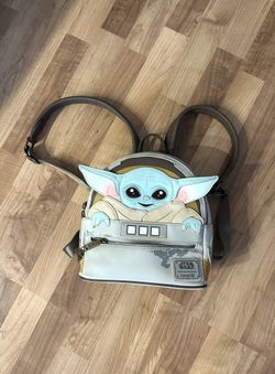 Star Wars Baby Yoda Loungefly