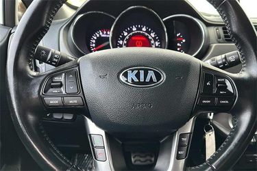 2014 Kia Rio Thumbnail