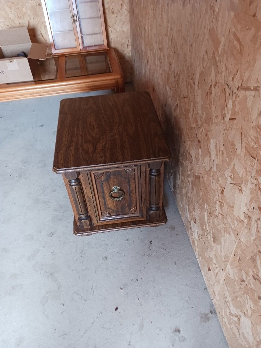 Nice Wood End Table