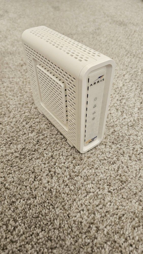 Arris Surfboard SB8200 Cable Modem