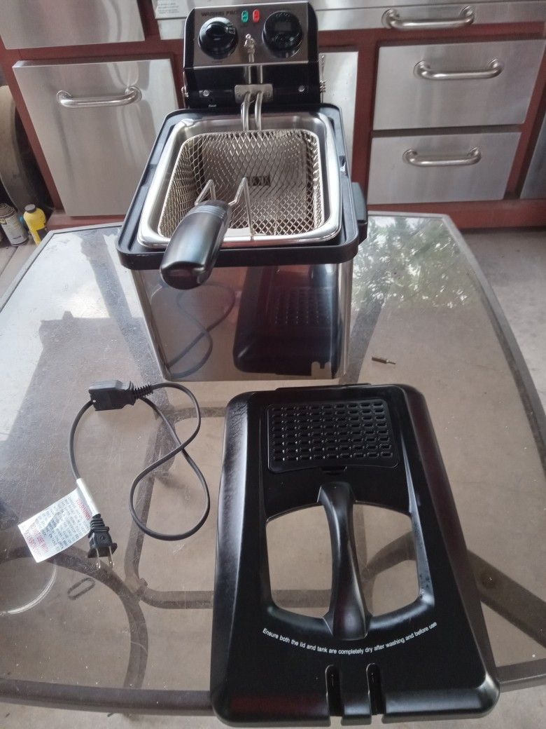 DEEP FRYER WORK GREAT VERY GOOD CONDITION 
