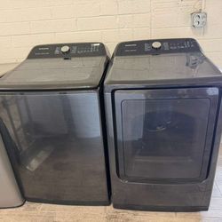 Samsung washer and dryer set black color with warranty