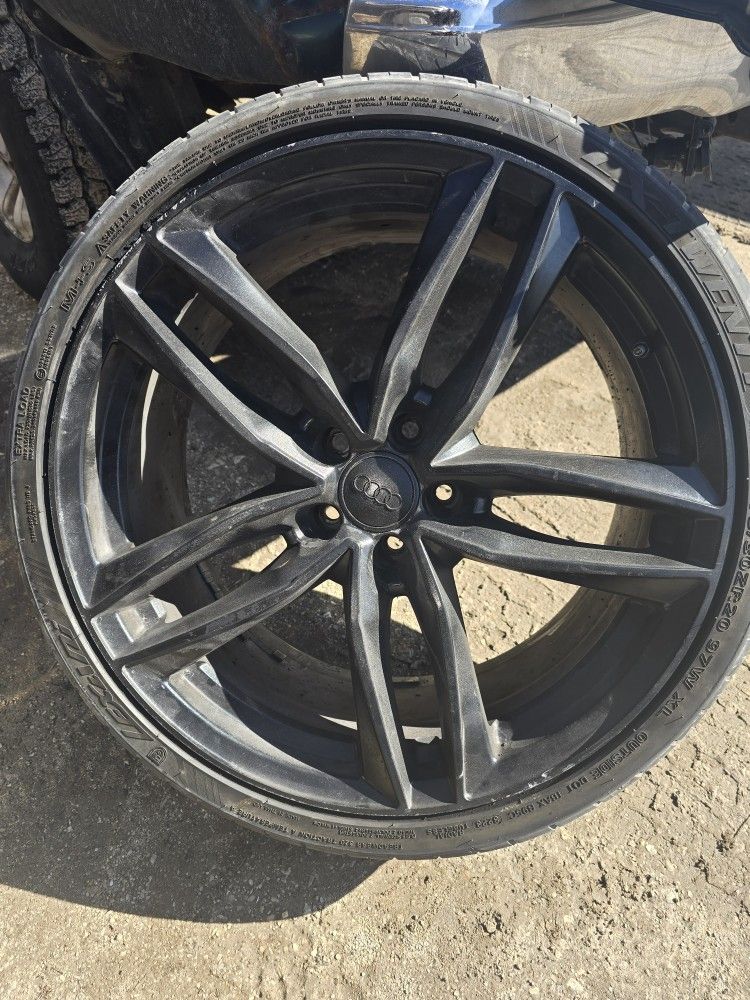 20 Inch Audi Wheels With Tires for Sale in Oak Park, IL - OfferUp