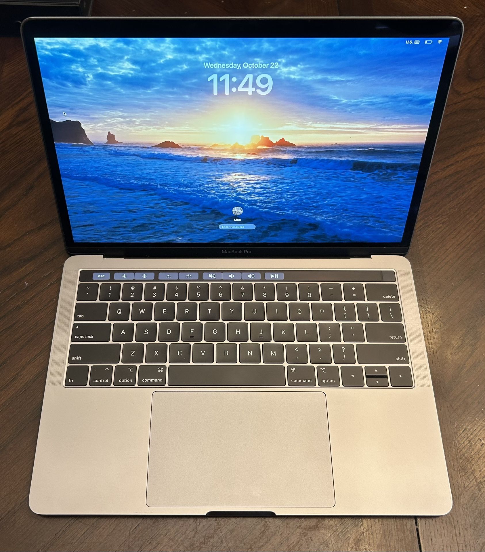 MacBook Pro Touchbar- 16gb Ram - 512gb SSD