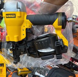 Dewalt pneumatic roofing nailer