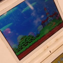 NINTENDO DS LITE  AUTHENTIC WHITE  CHECKED