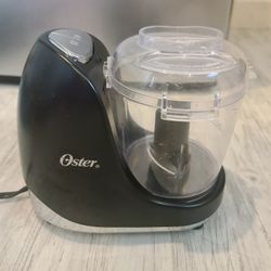 Oster FPSTMC3321 3-Cup Mini Chopper