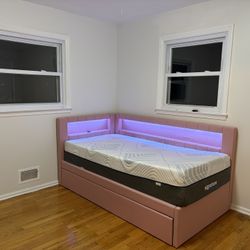 Bobopedic 13 Inch Memory Foam Mattress