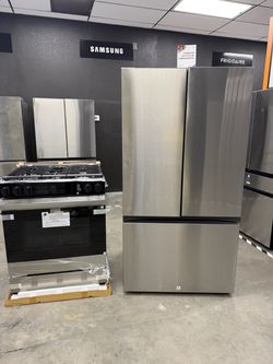 Samsung Bespoke Kitchen Set - Refrigerator & Range