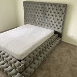 Bed frame set 